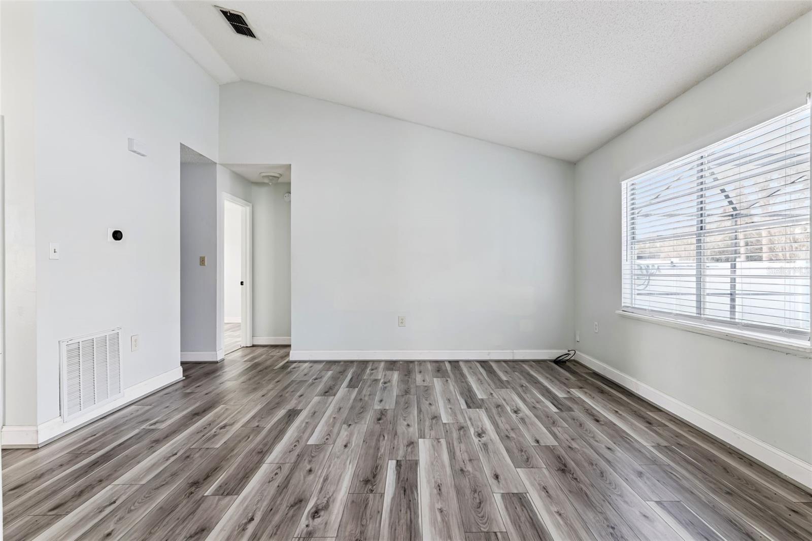 Image 6 of 37 For 1054 Seminole Creek Drive