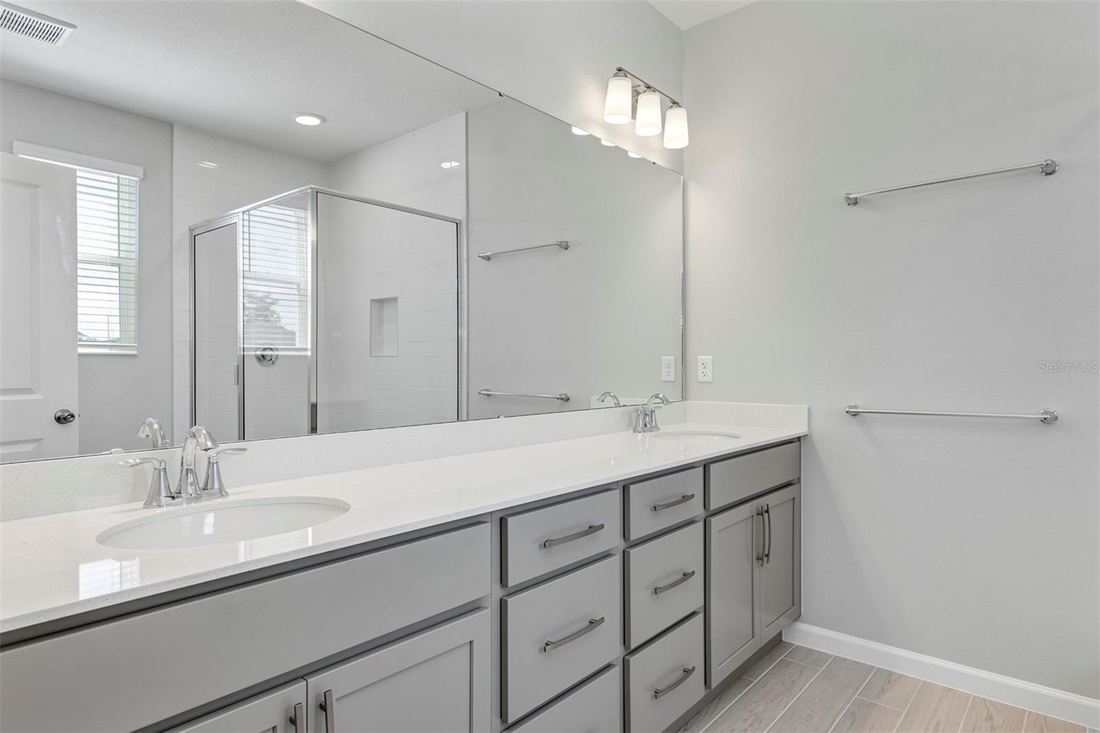 Image 27 of 65 For 691 Pothos Street