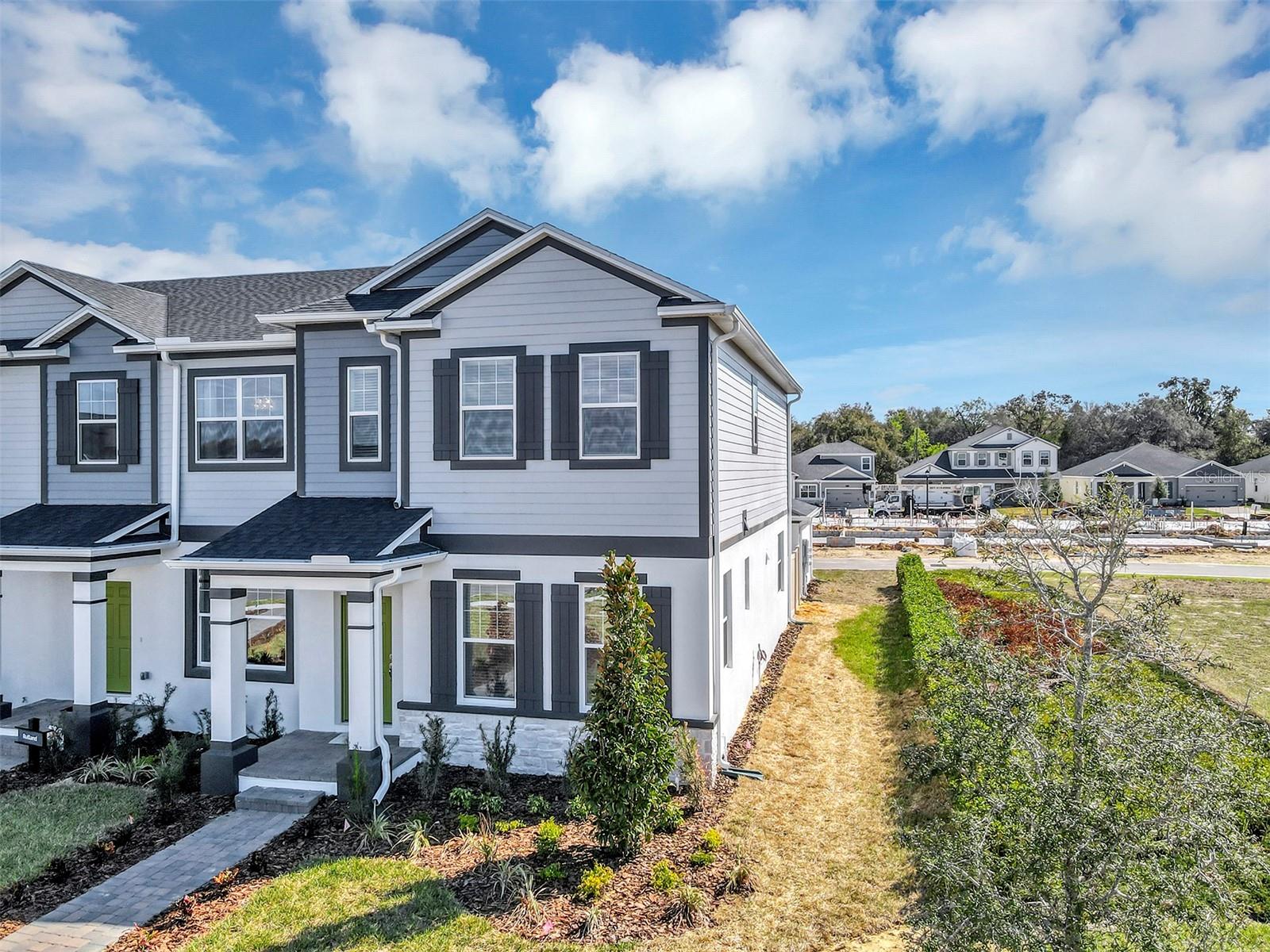 Image 4 of 65 For 691 Pothos Street