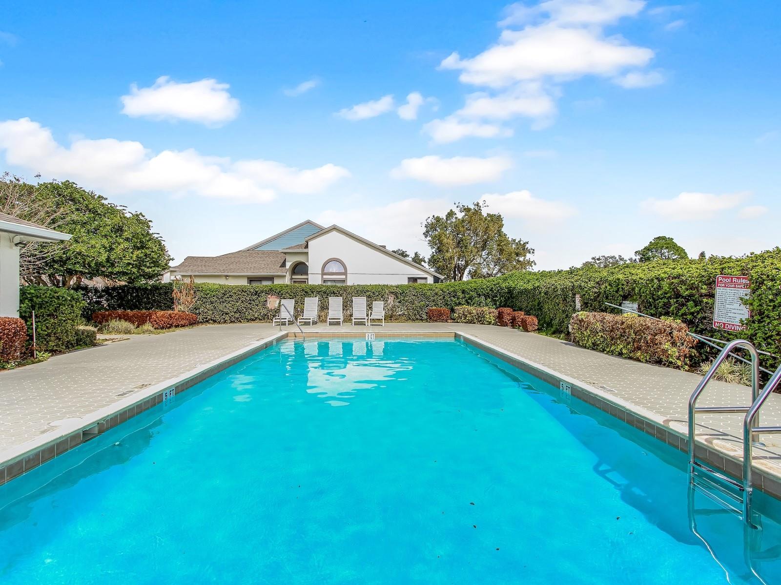 Image 28 of 28 For 62 Lakepointe Circle