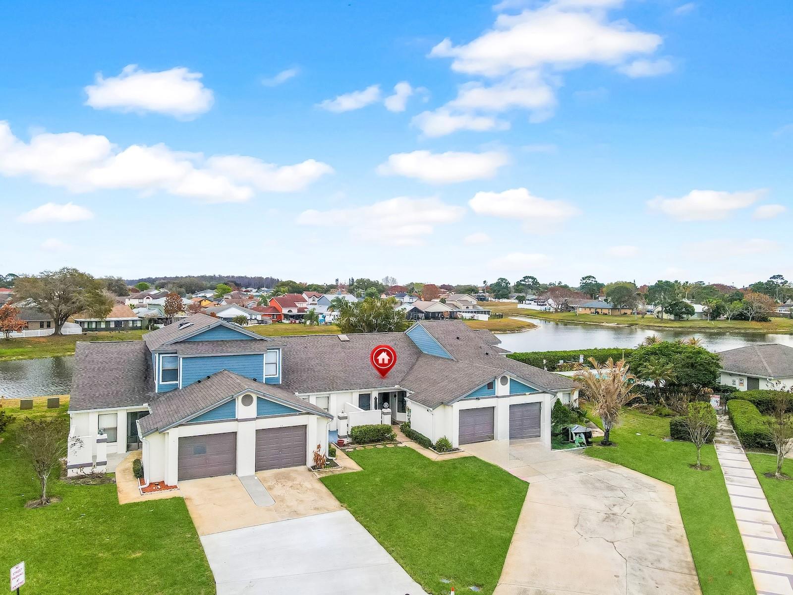 Image 4 of 28 For 62 Lakepointe Circle