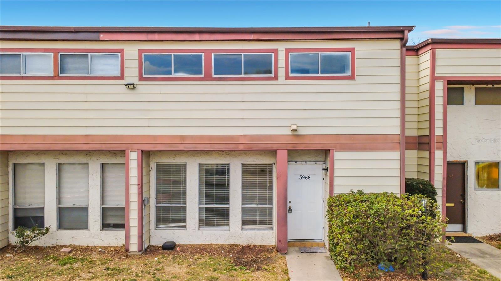 Image 2 of 48 For 3968 Crayrich Circle C3