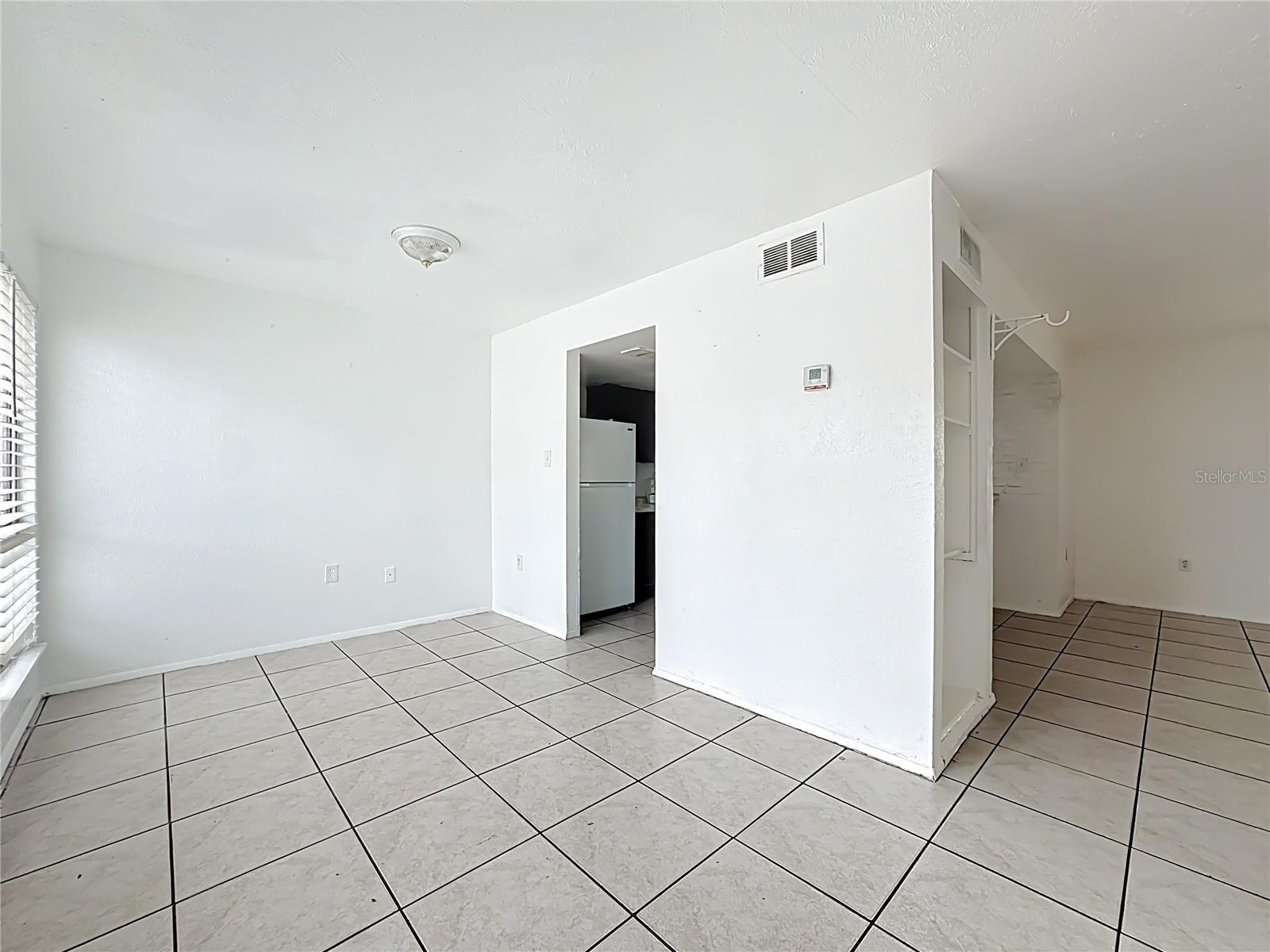 Image 8 of 48 For 3968 Crayrich Circle C3