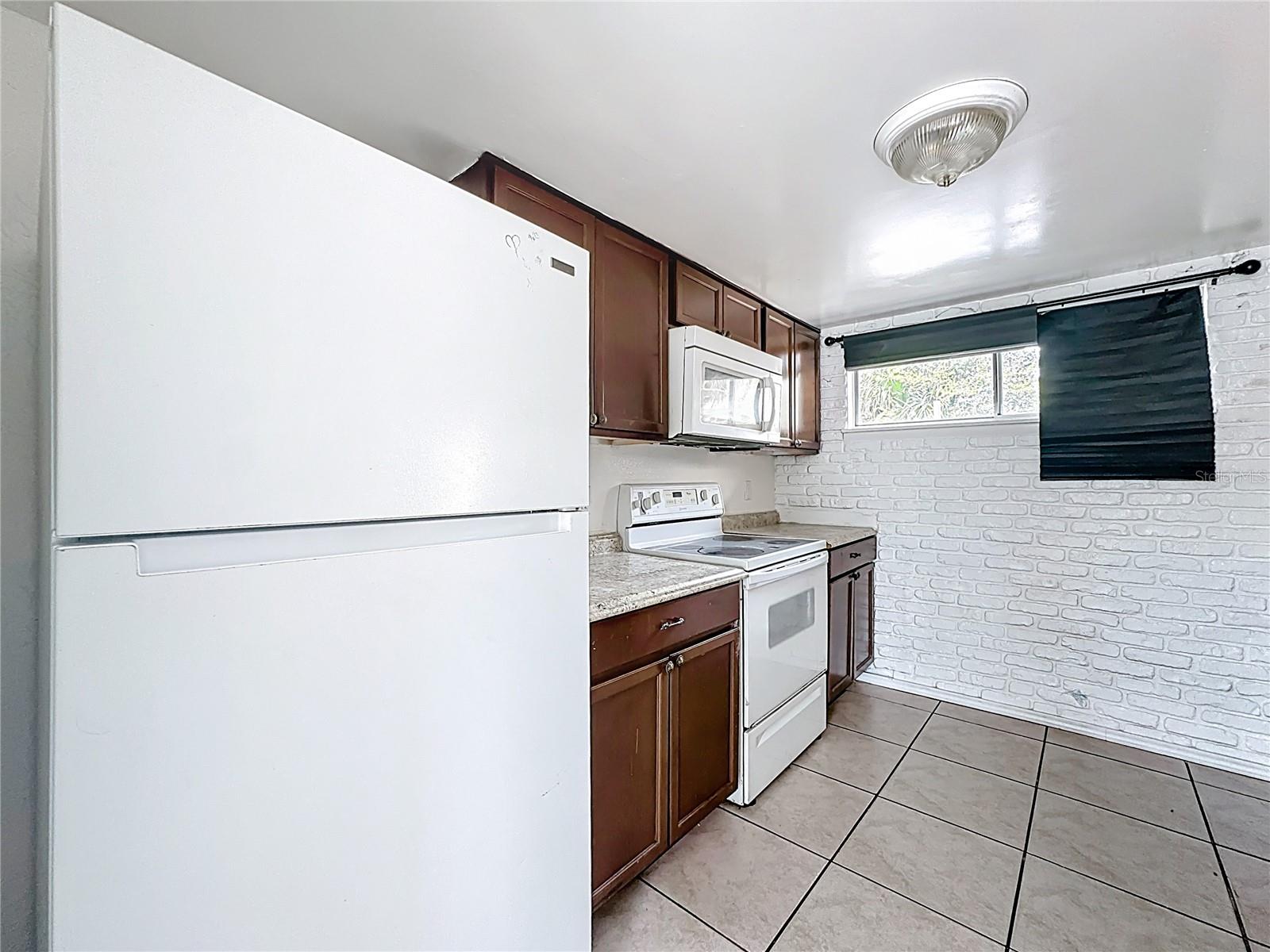 Image 9 of 48 For 3968 Crayrich Circle C3