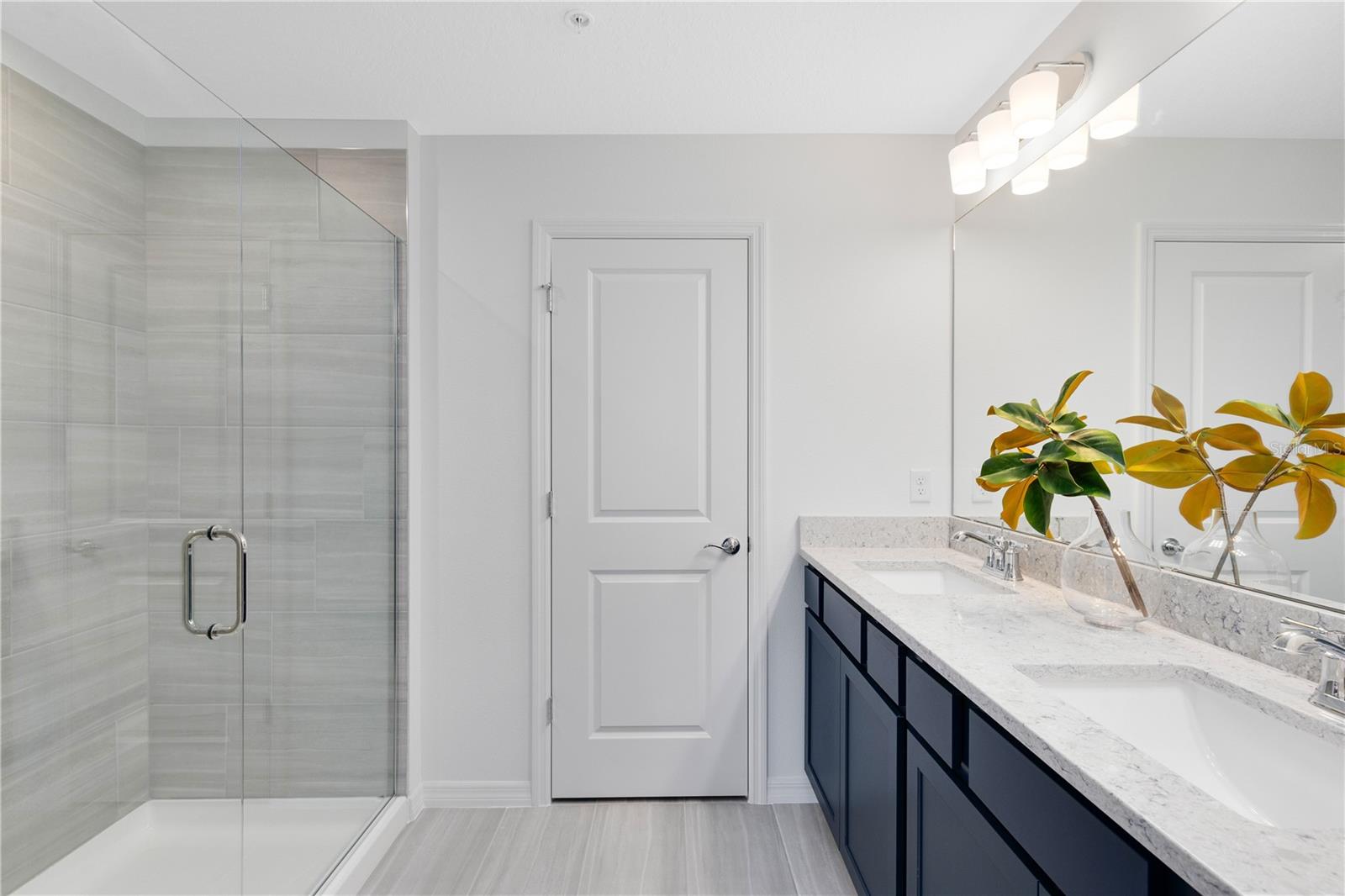 Image 24 of 35 For 10106 Hadley Street