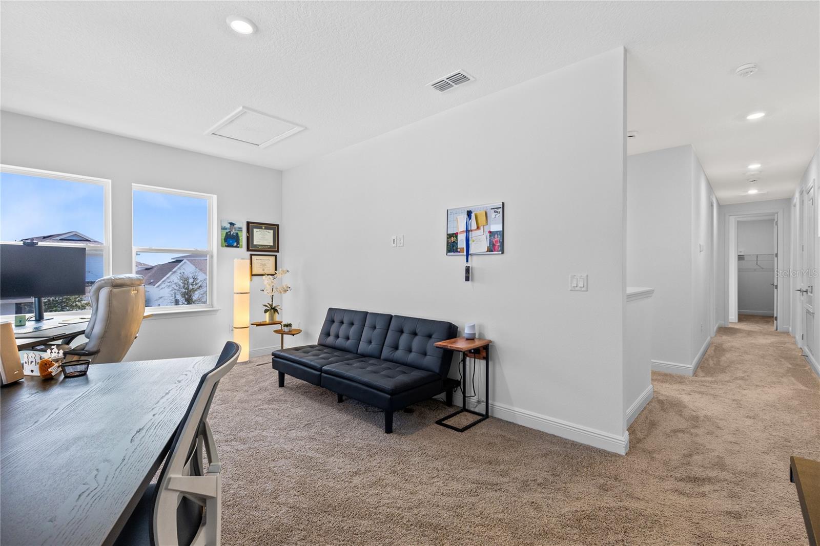 Image 17 of 54 For 9765 Neruda Street