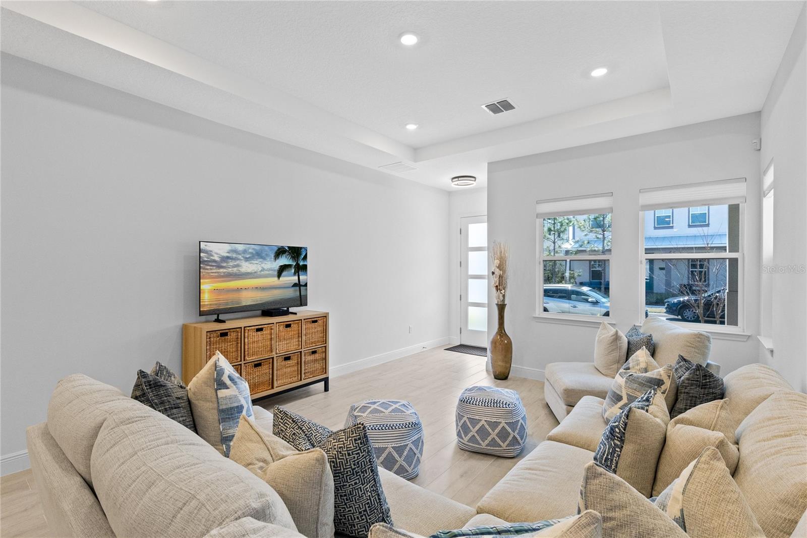 Image 2 of 54 For 9765 Neruda Street