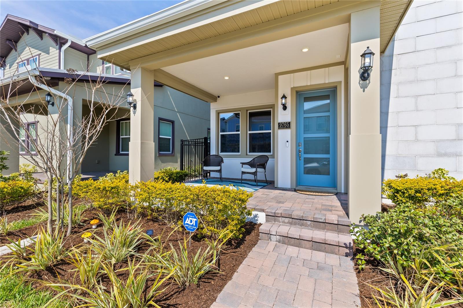 Image 39 of 54 For 9765 Neruda Street