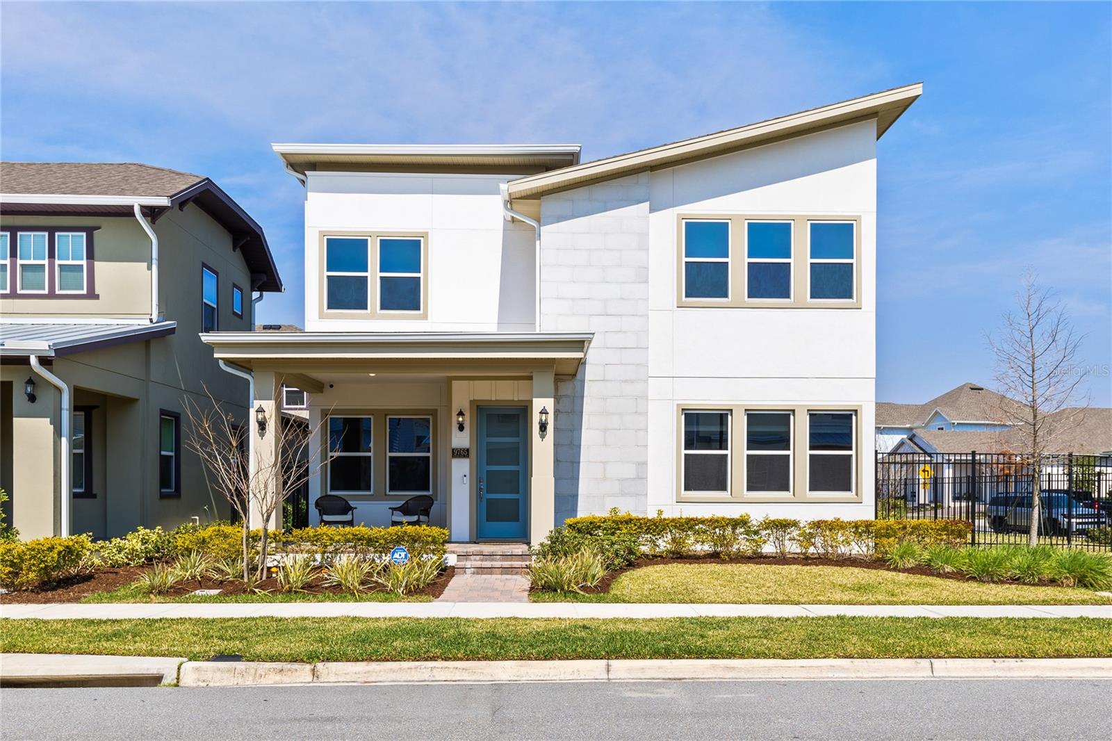 Image 40 of 54 For 9765 Neruda Street