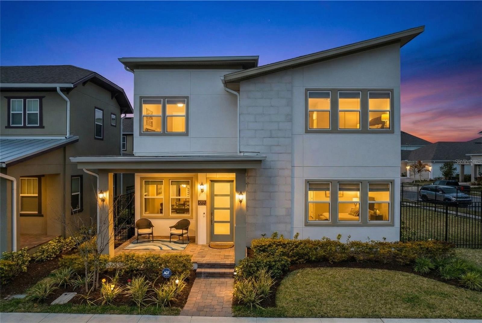 Image 42 of 54 For 9765 Neruda Street