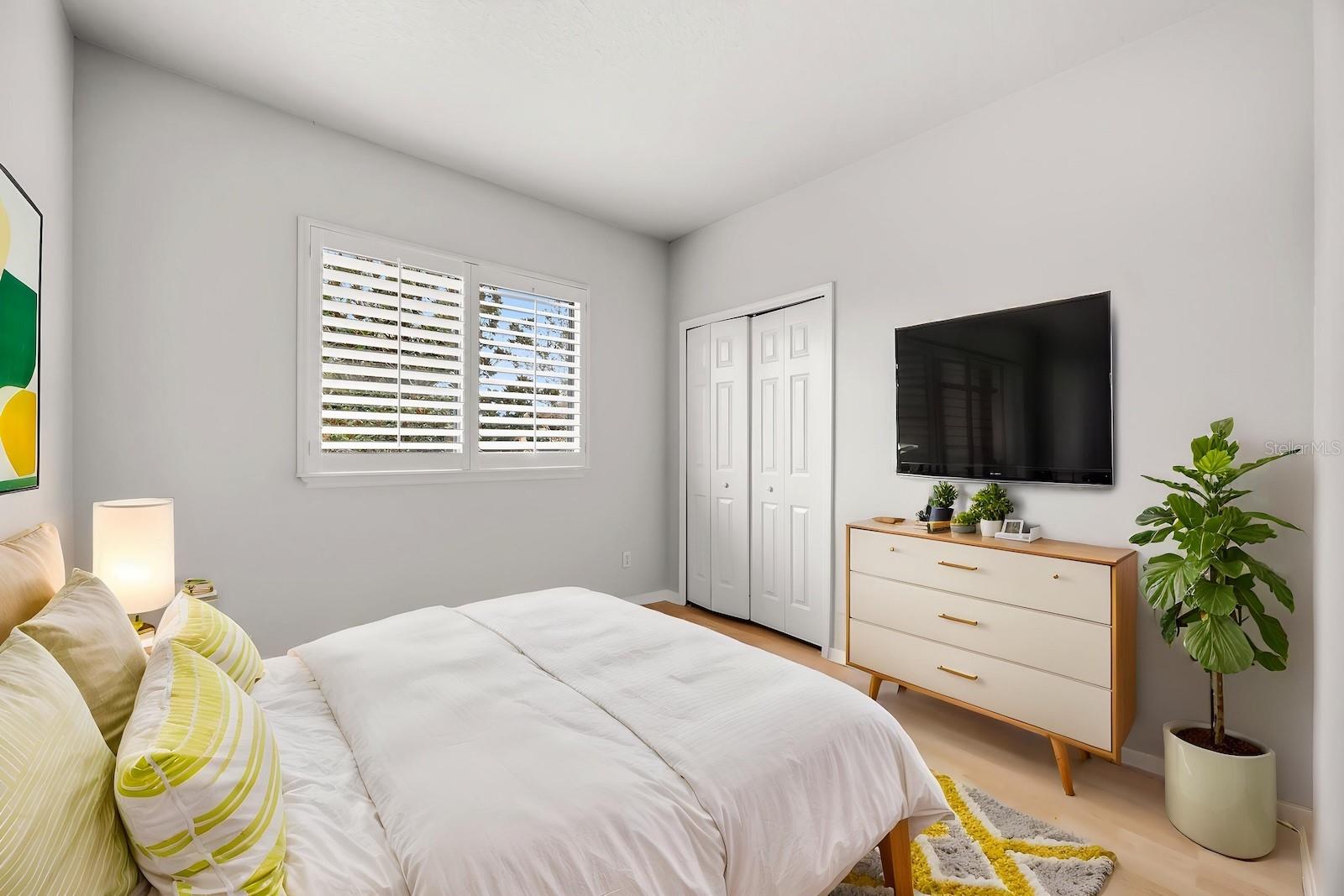 Image 17 of 30 For 5017 Sweet Cedar Circle