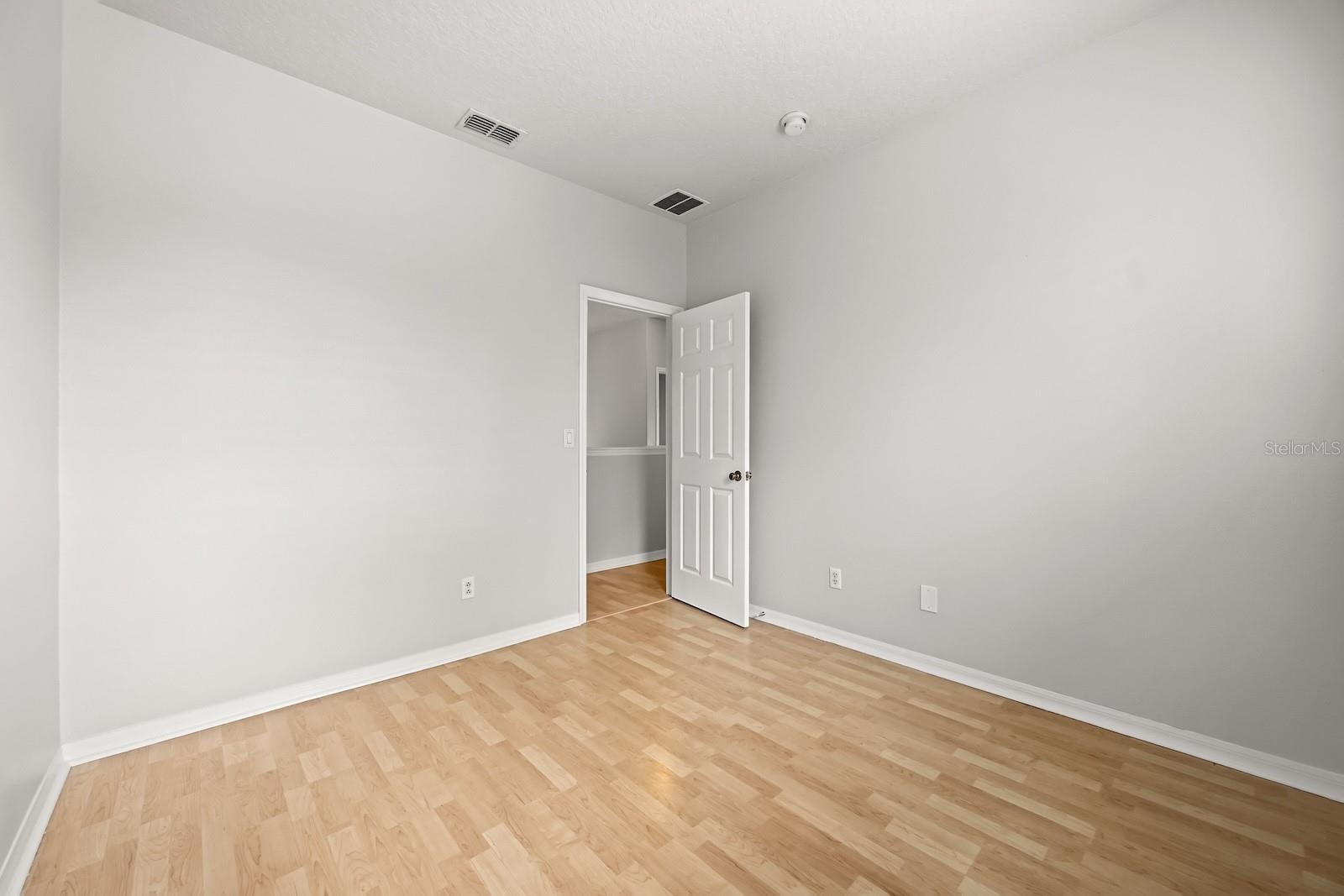 Image 18 of 30 For 5017 Sweet Cedar Circle