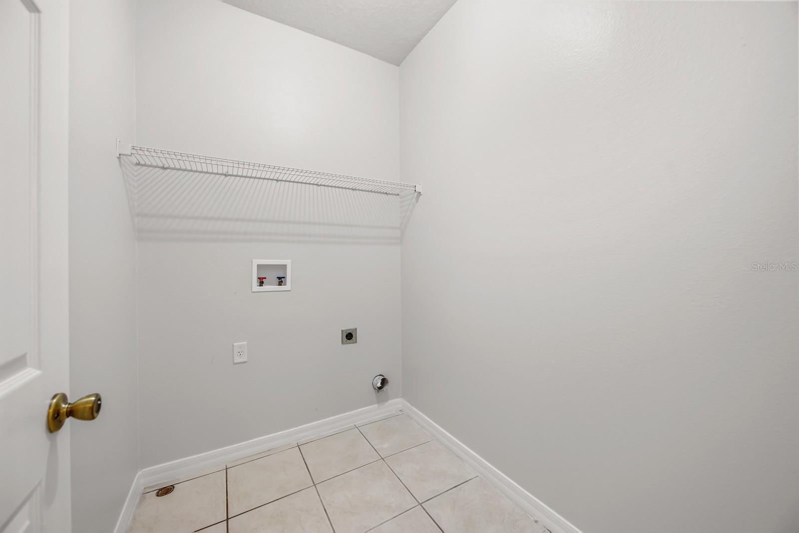 Image 22 of 30 For 5017 Sweet Cedar Circle