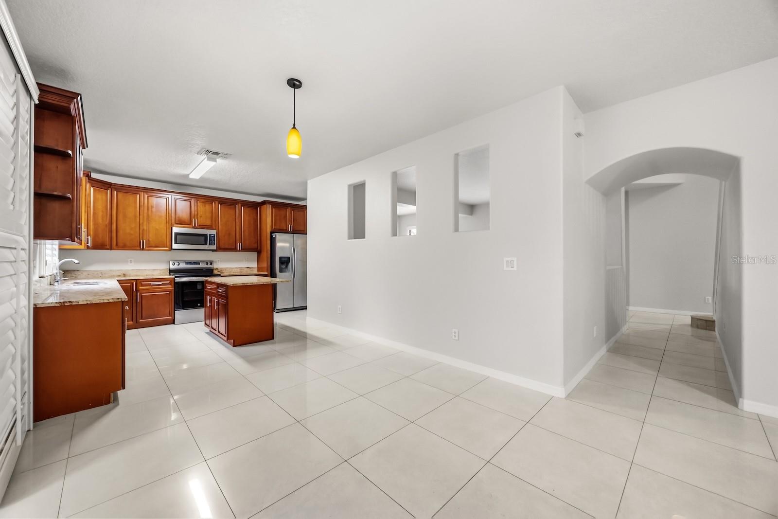 Image 8 of 30 For 5017 Sweet Cedar Circle