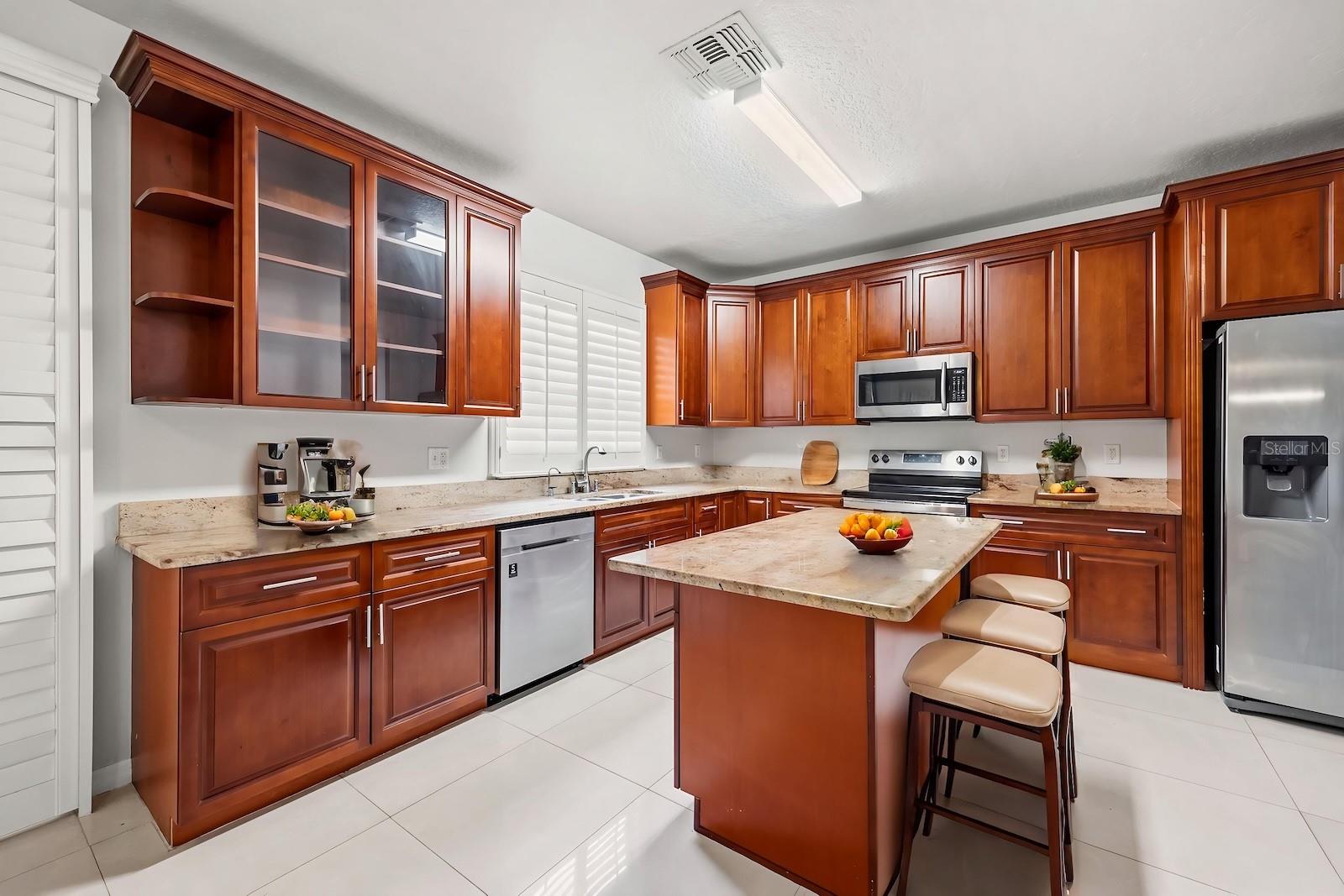 Image 9 of 30 For 5017 Sweet Cedar Circle