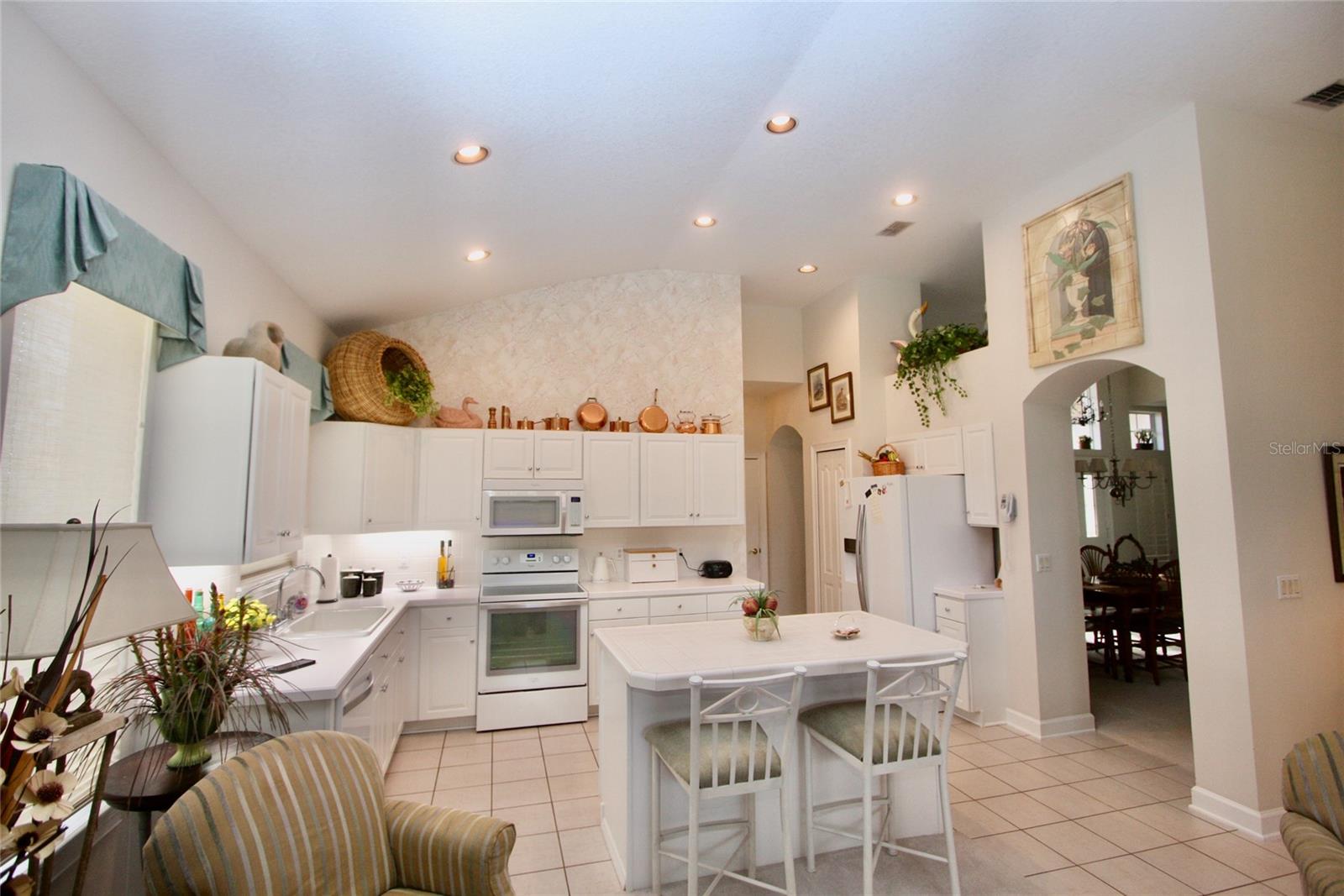 Image 17 of 54 For 8055 Laurel Ridge Drive