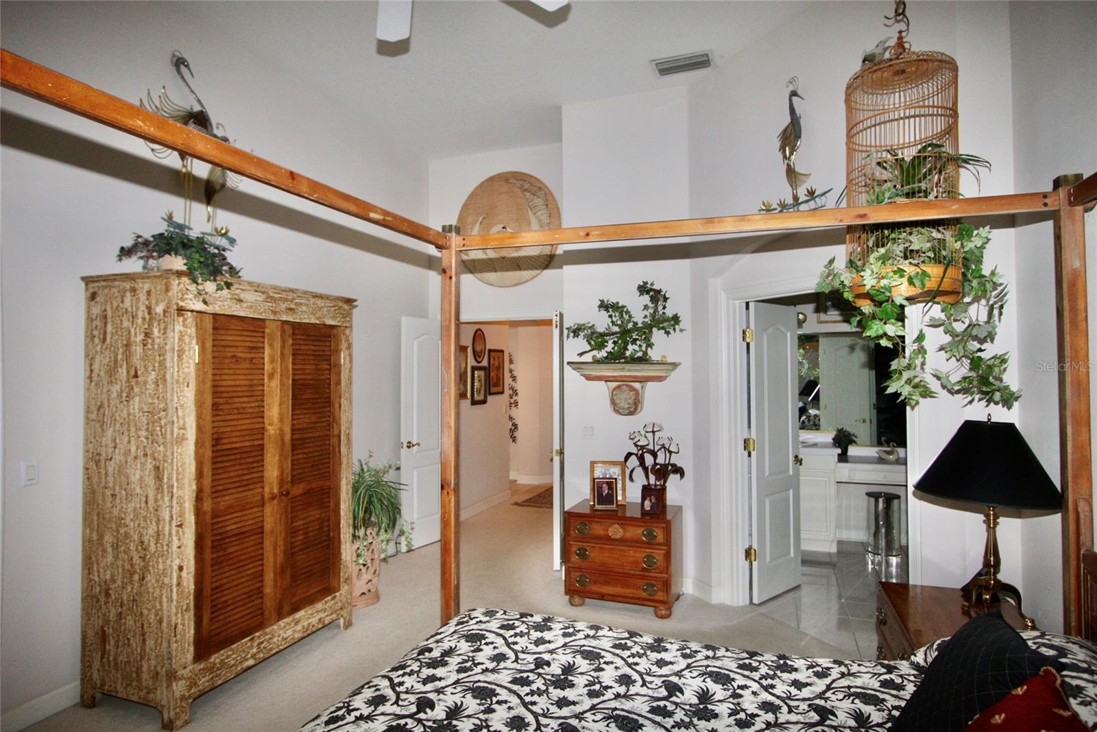 Image 25 of 54 For 8055 Laurel Ridge Drive