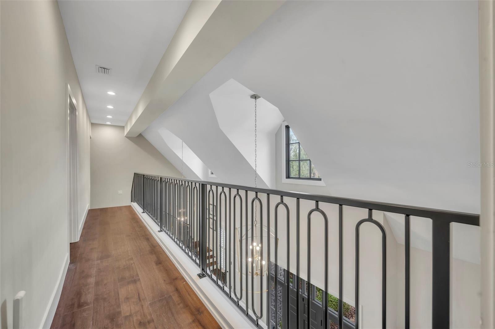 Image 23 of 44 For 2423 Via Sienna