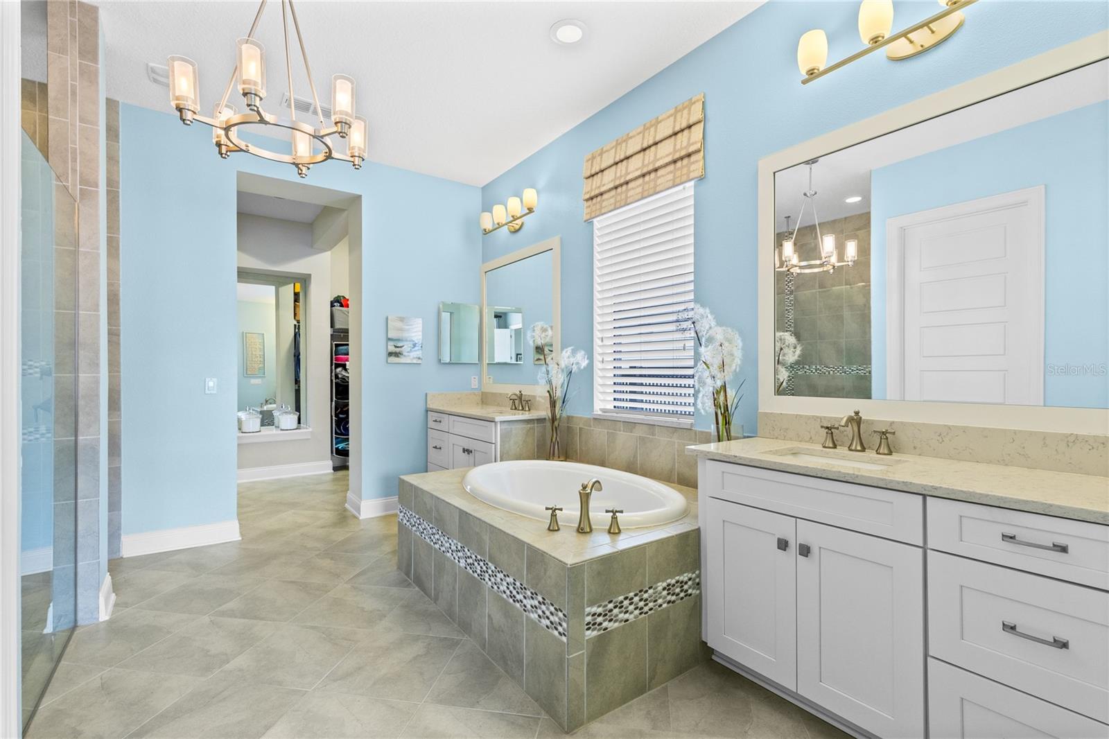 Image 27 of 65 For 9646 Reymont Street