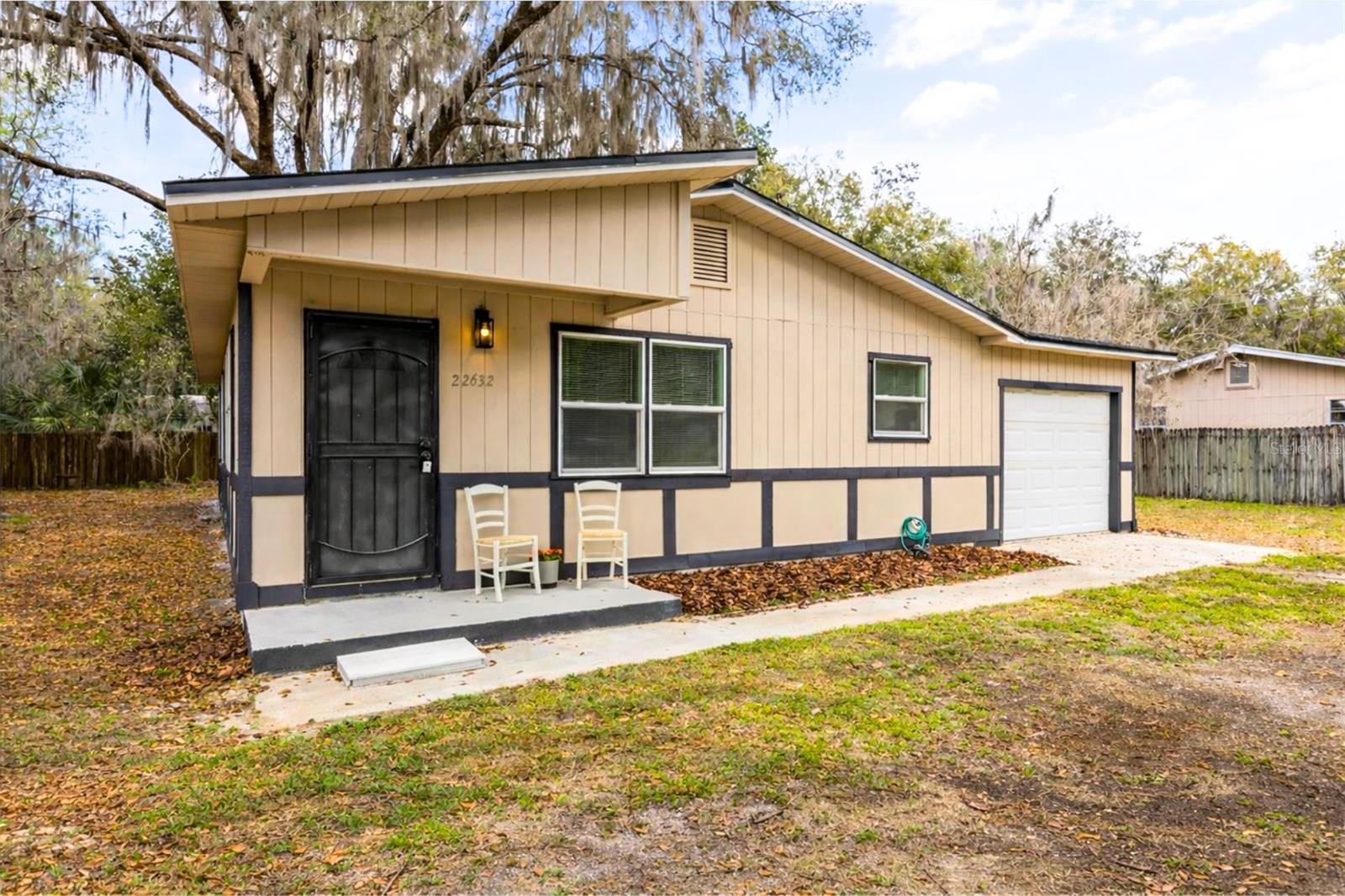 Image 19 of 24 For 22632 Hawthorne Road