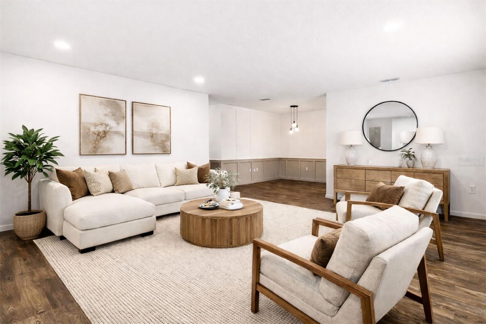 Image 2 of 24 For 22632 Hawthorne Road