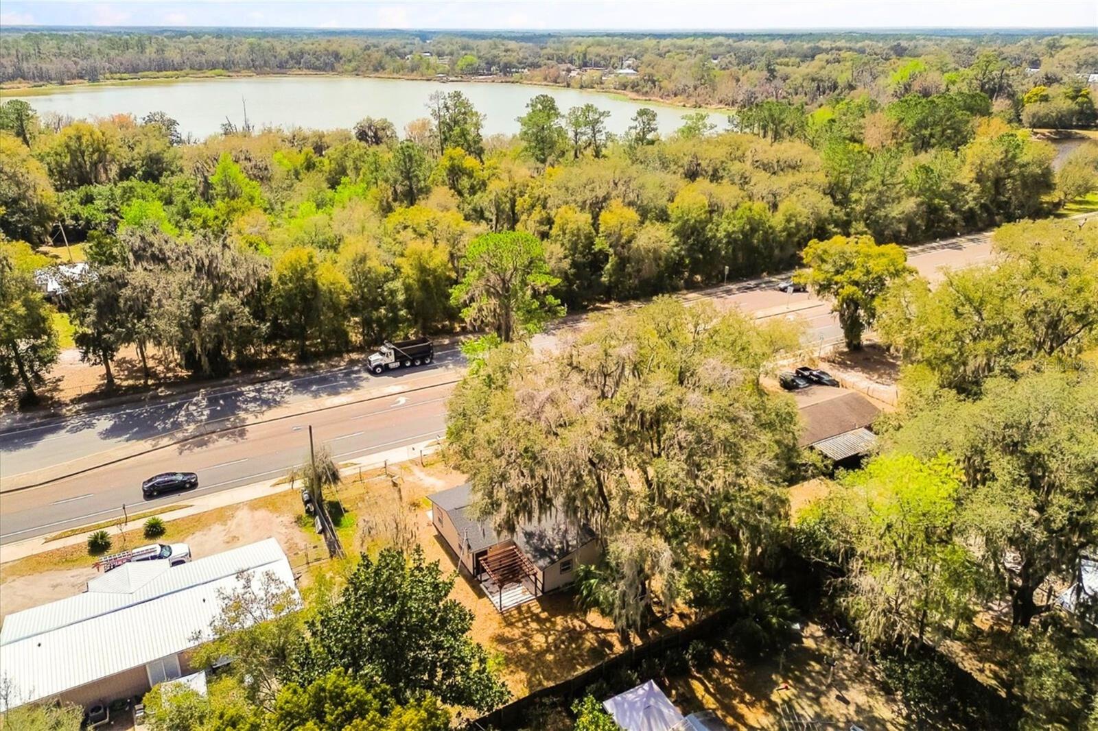 Image 20 of 24 For 22632 Hawthorne Road