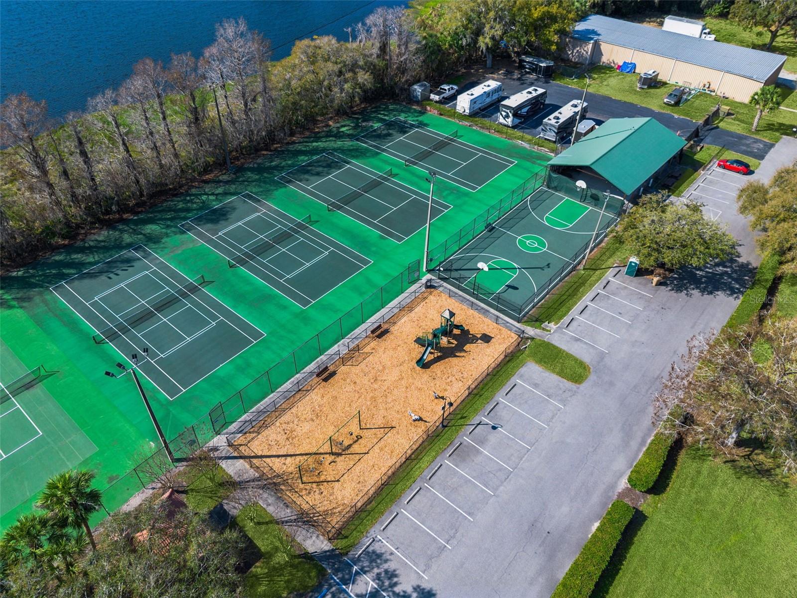 Image 51 of 54 For 2743 Kissimmee Bay Circle