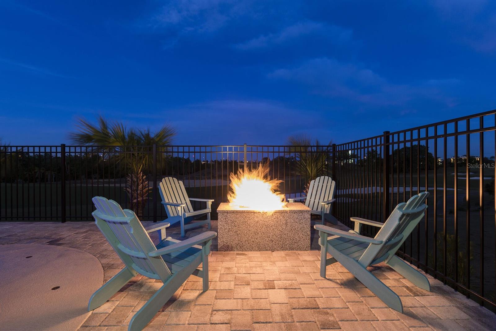 Image 5 of 35 For 845 Golden Bear Drive