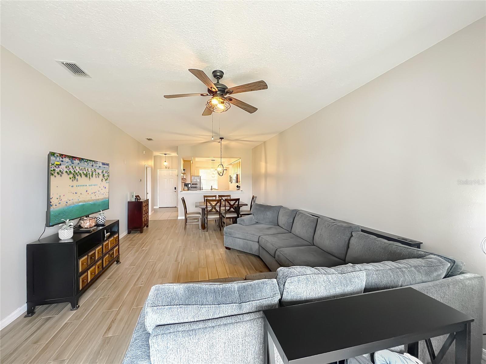 Image 24 of 64 For 9417 Myrtle Creek Lane 609