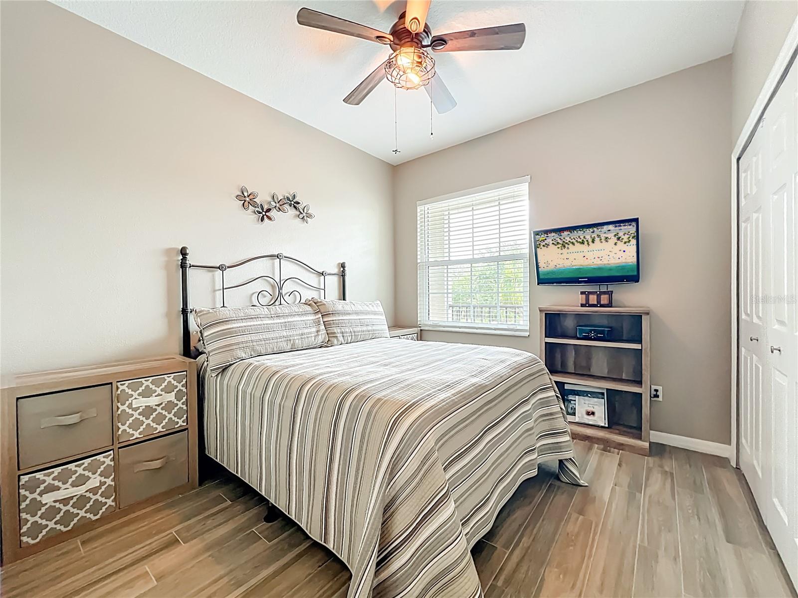 Image 41 of 64 For 9417 Myrtle Creek Lane 609