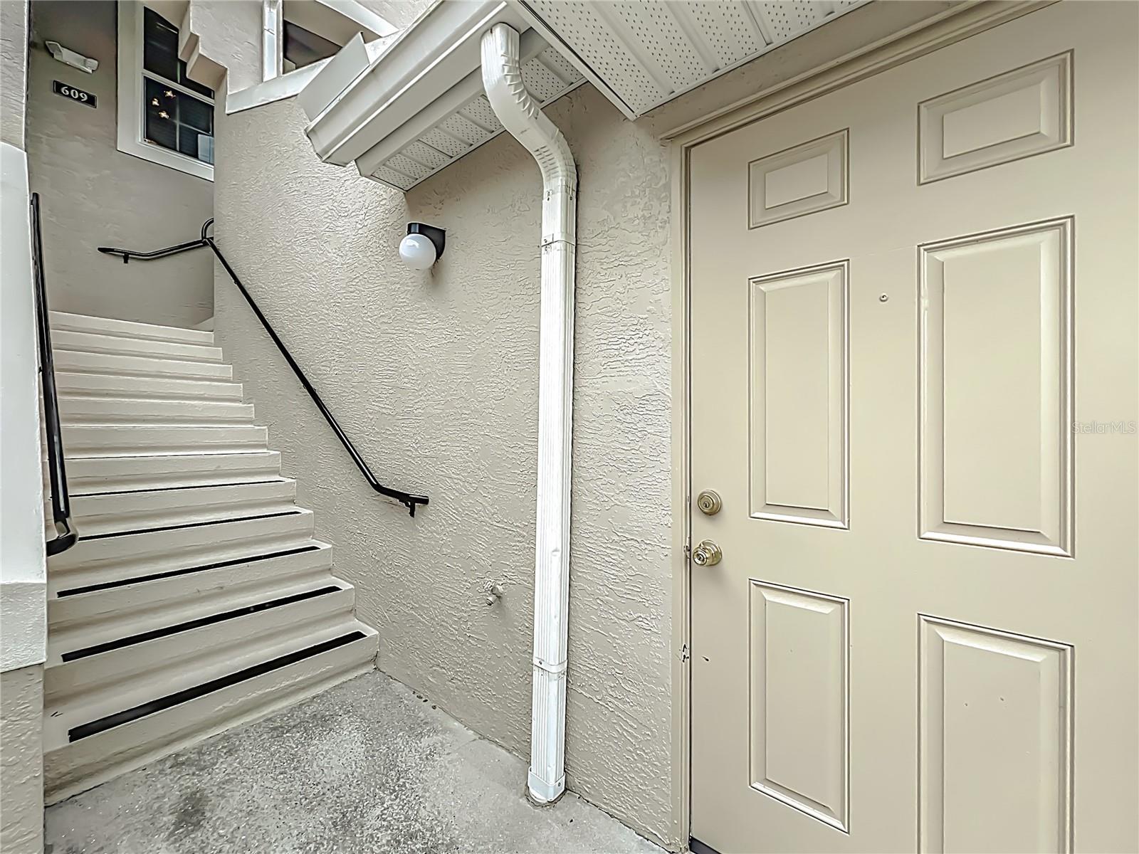 Image 6 of 64 For 9417 Myrtle Creek Lane 609