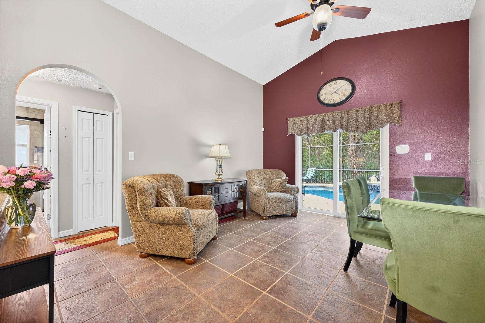 Image 7 of 25 For 10223 Dean Point Place