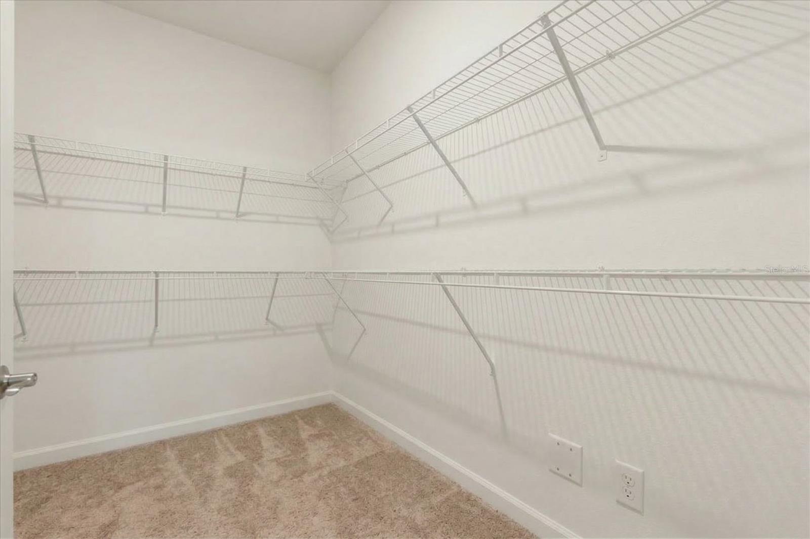 Image 10 of 13 For 943 Summer Glen Drive