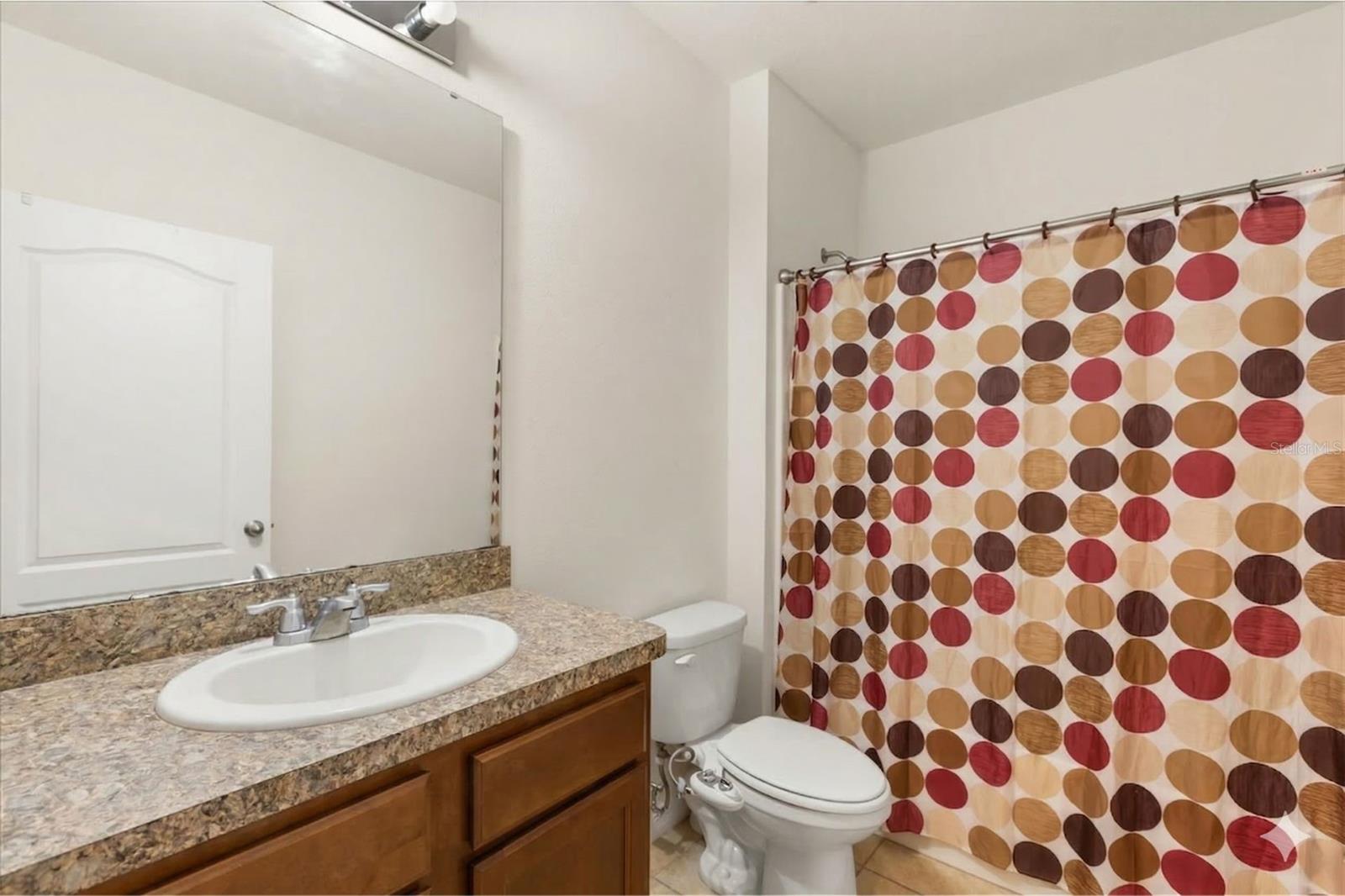 Image 8 of 13 For 943 Summer Glen Drive