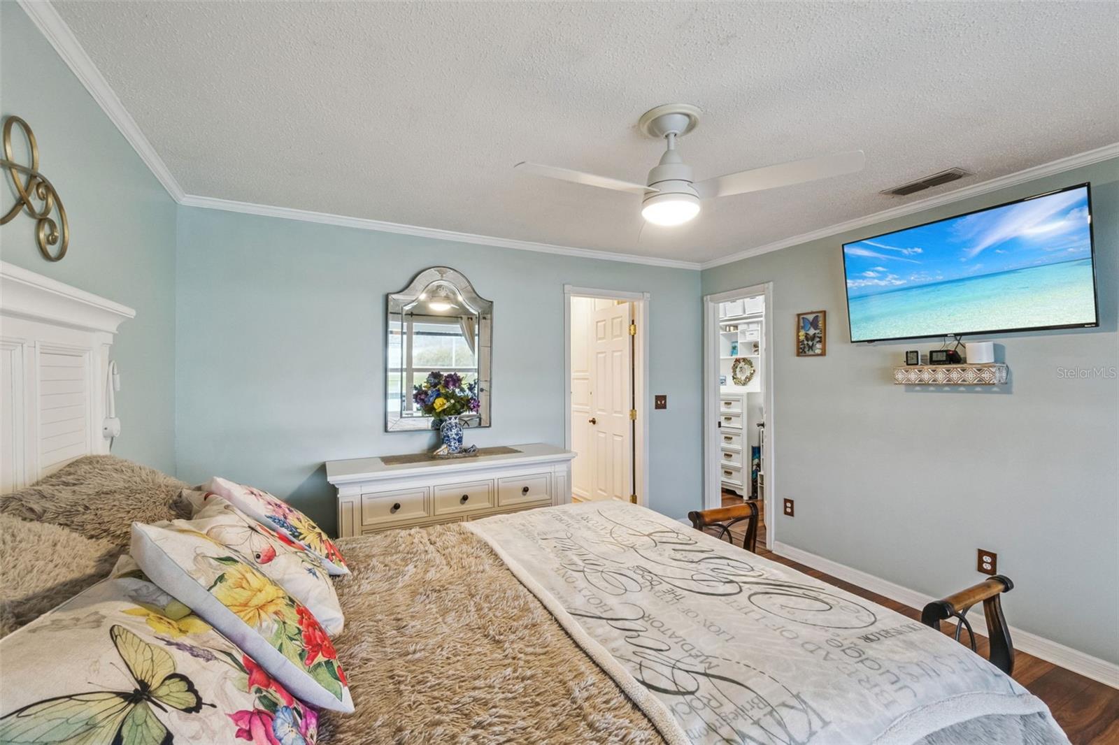 Image 13 of 39 For 1420 Emerald Drive