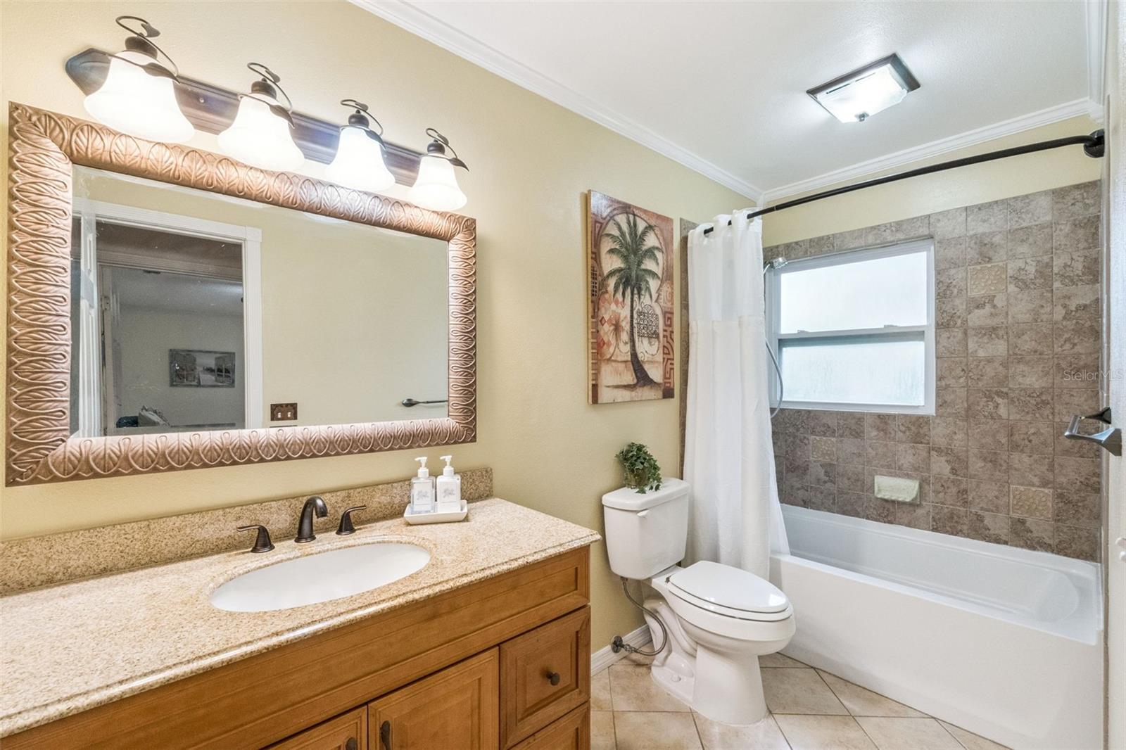 Image 24 of 39 For 1420 Emerald Drive