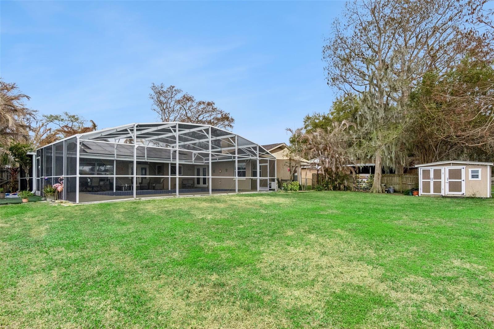 Image 29 of 39 For 1420 Emerald Drive