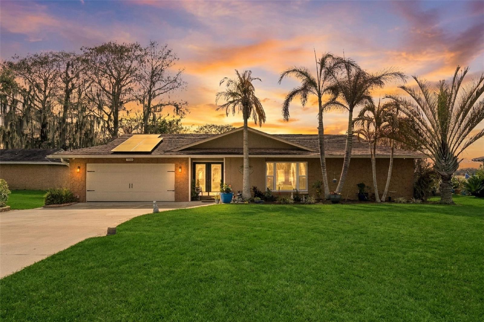 Image 3 of 39 For 1420 Emerald Drive