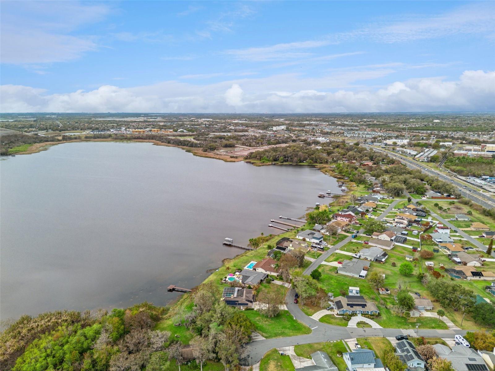 Image 35 of 39 For 1420 Emerald Drive