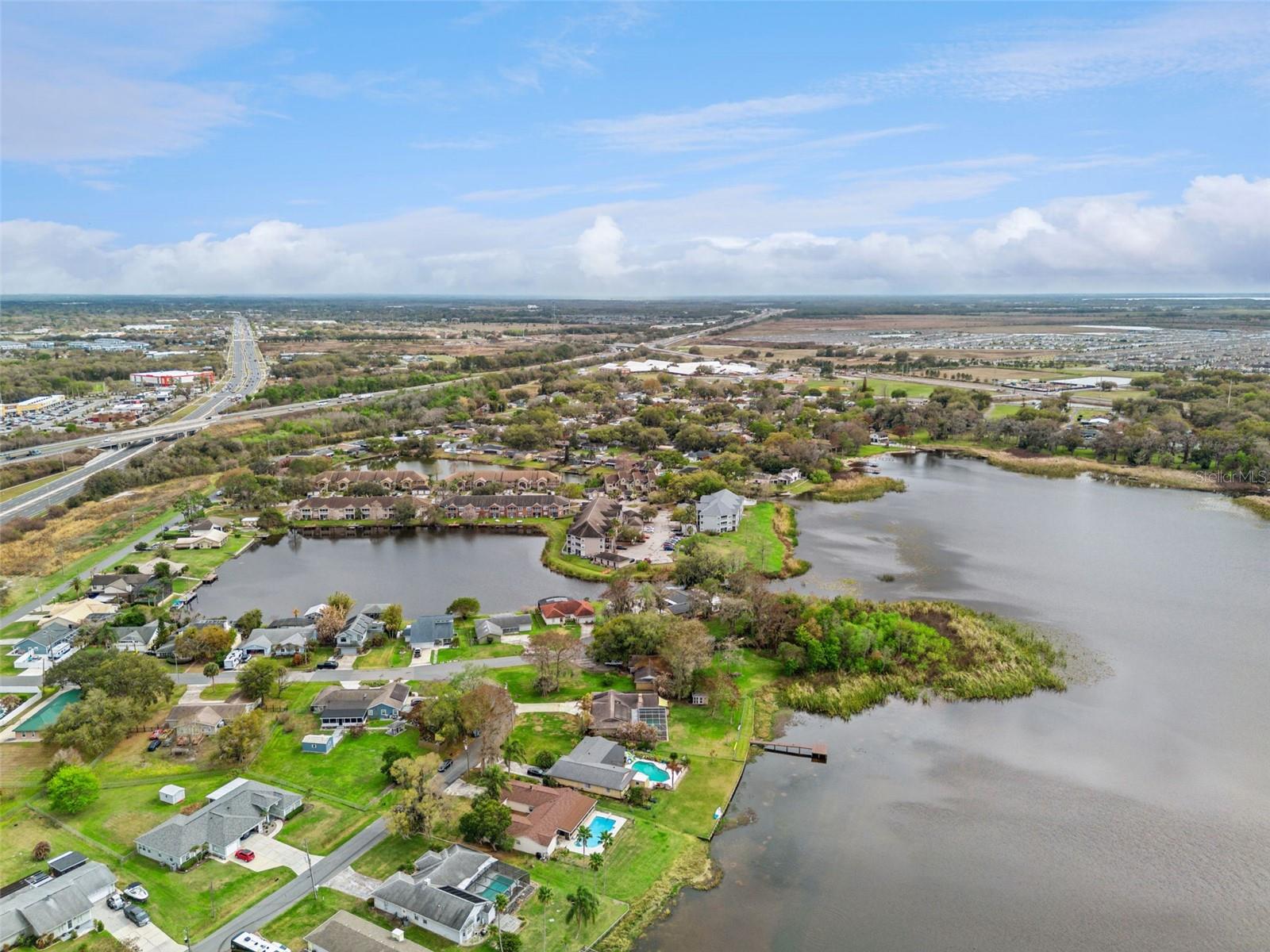 Image 36 of 39 For 1420 Emerald Drive