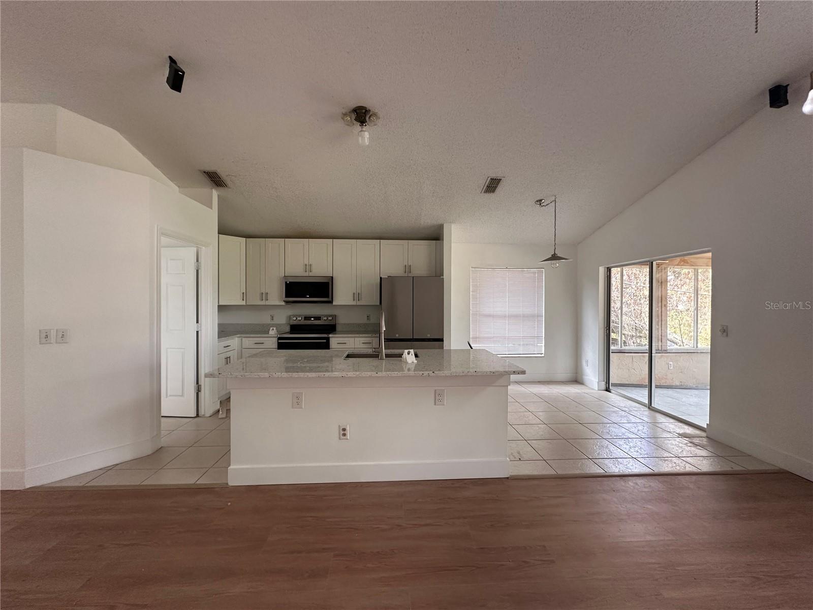 Image 5 of 16 For 8149 Woodsworth Drive