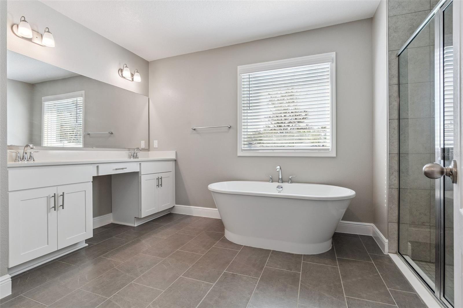 Image 22 of 35 For 1076 Bradford Ridge Drive