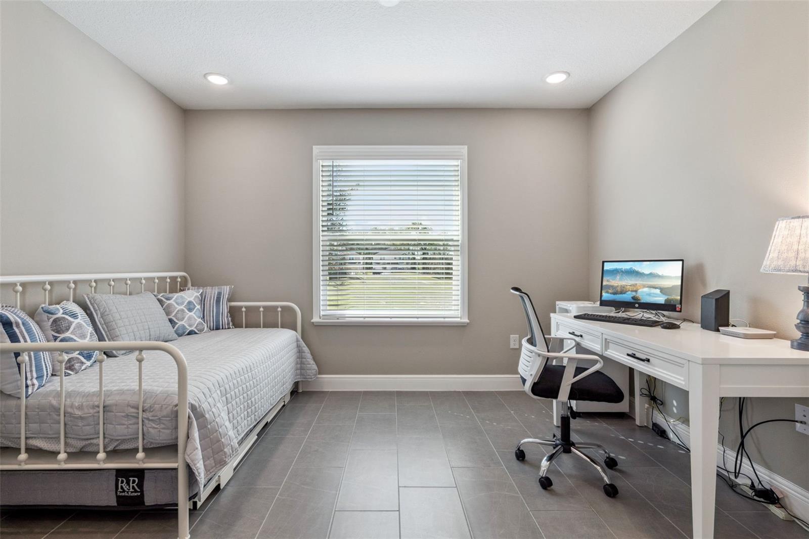 Image 26 of 35 For 1076 Bradford Ridge Drive