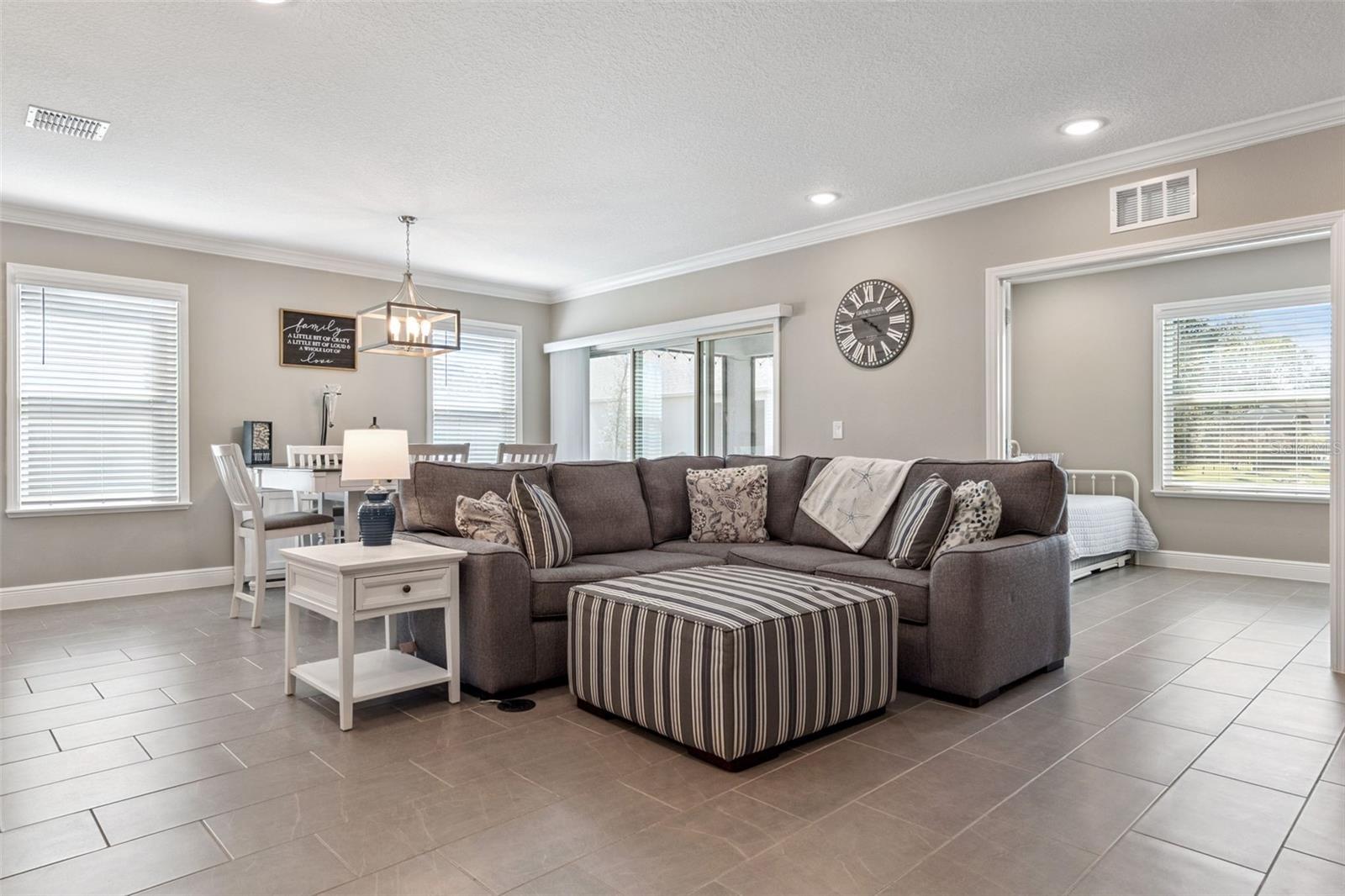 Image 5 of 35 For 1076 Bradford Ridge Drive