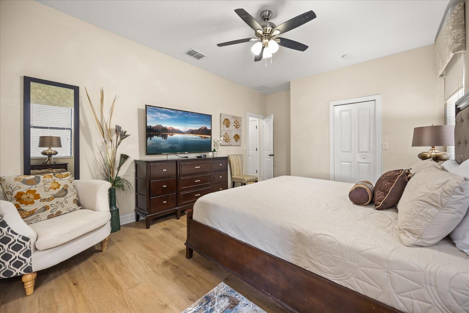 Image 25 of 77 For 1484 Moon Valley Drive