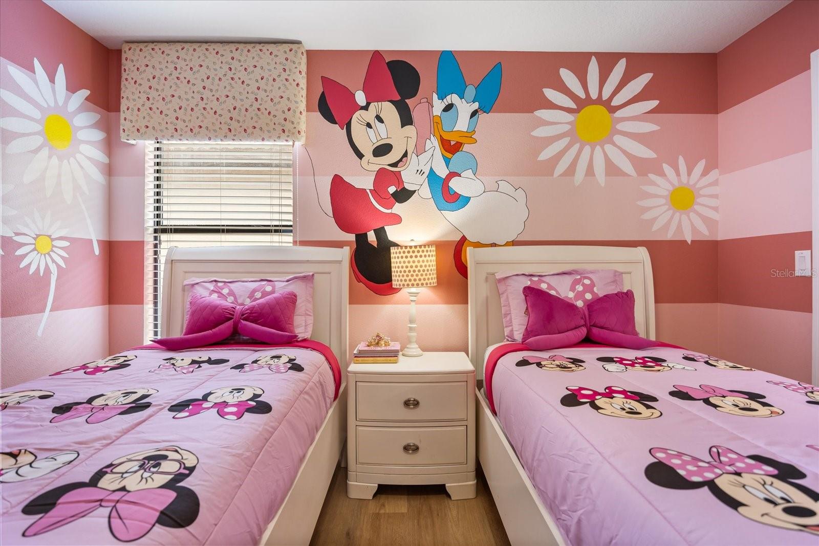 Image 29 of 77 For 1484 Moon Valley Drive