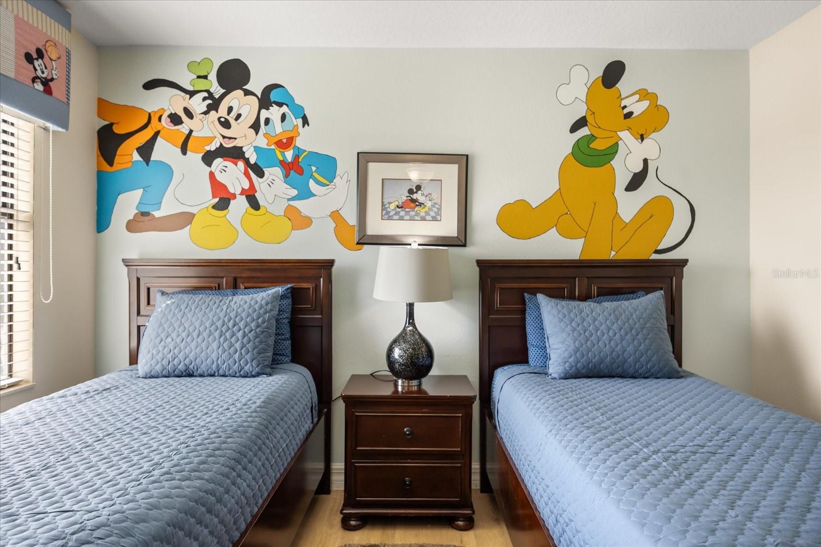 Image 41 of 77 For 1484 Moon Valley Drive