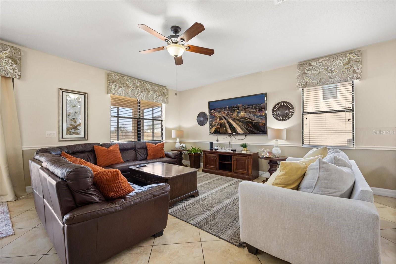 Image 7 of 77 For 1484 Moon Valley Drive