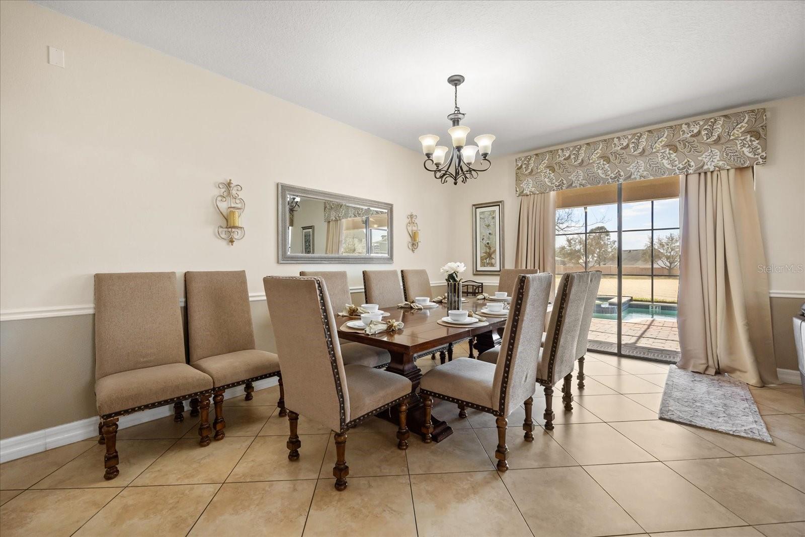 Image 9 of 77 For 1484 Moon Valley Drive