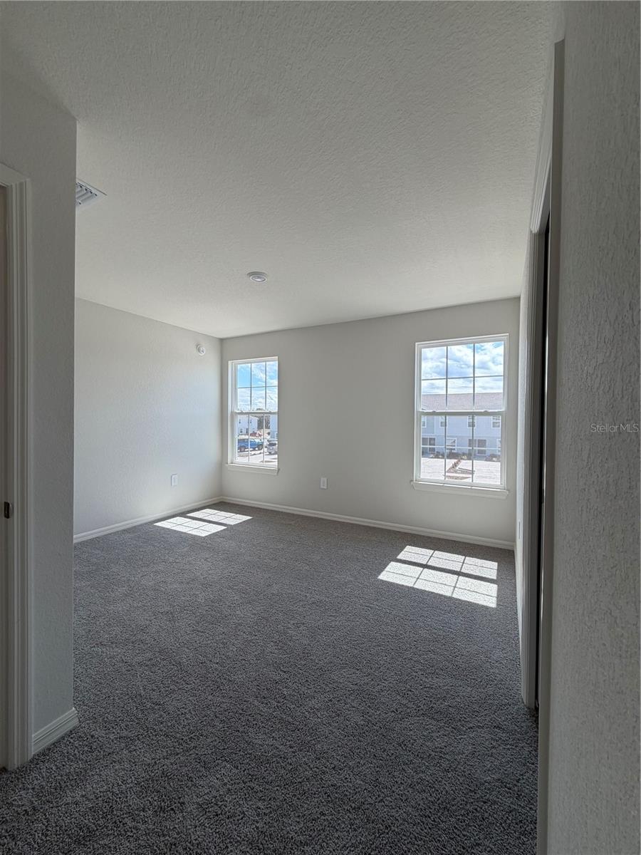 Image 13 of 20 For 211 Turtle Bay Avenue